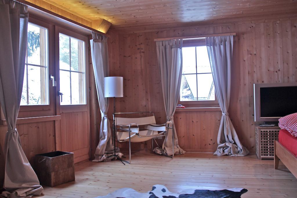 Tgesa Ferrera Villa Schmitten  Oda fotoğraf