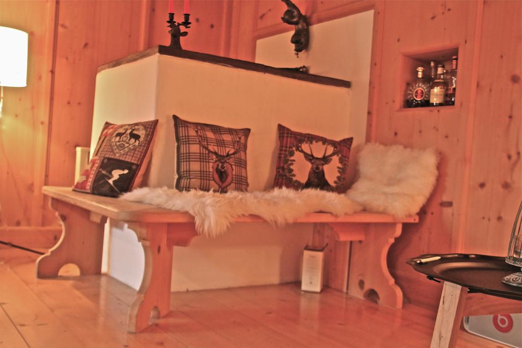 Tgesa Ferrera Villa Schmitten  Oda fotoğraf